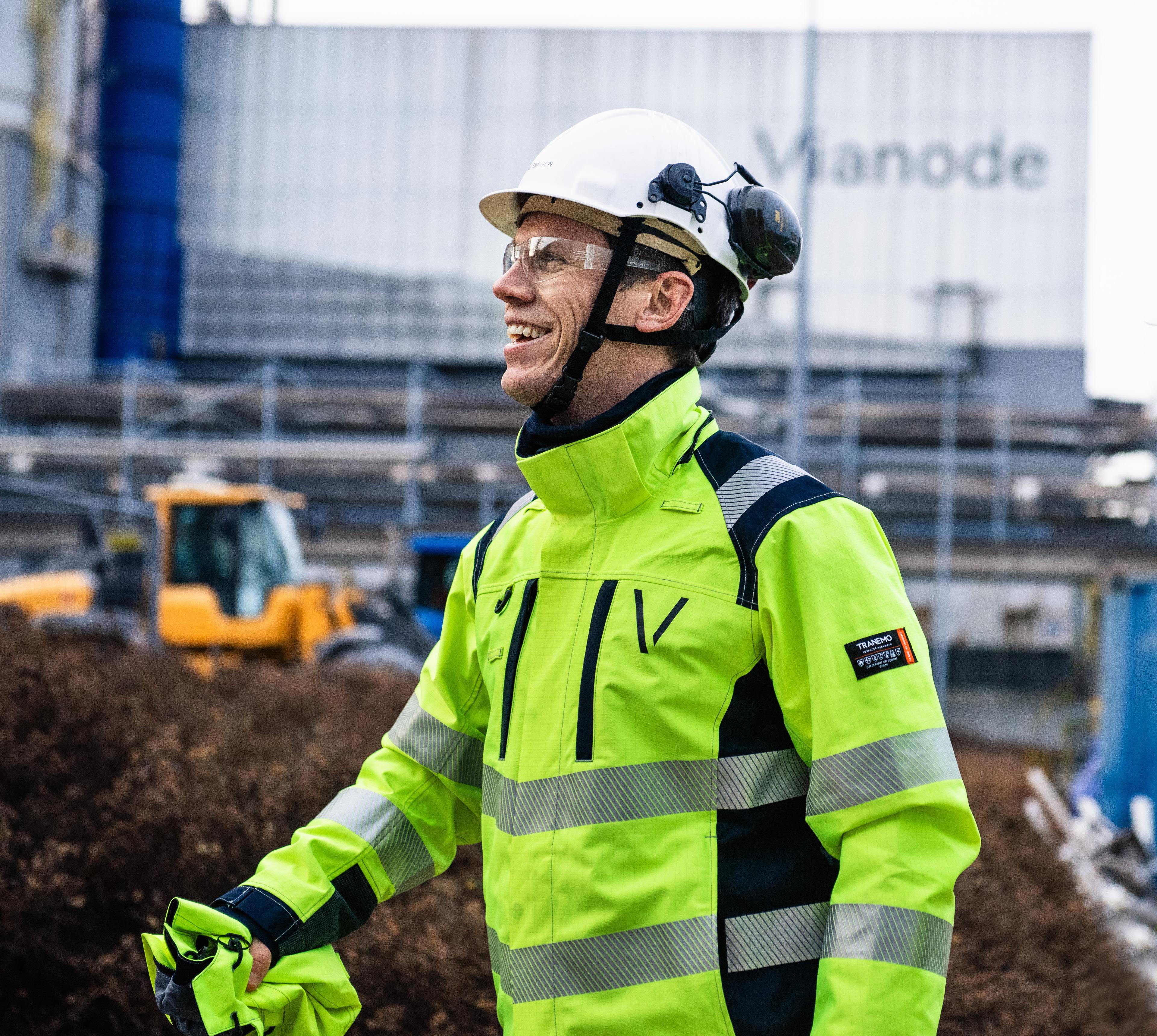 Image of smiling Vianode worker